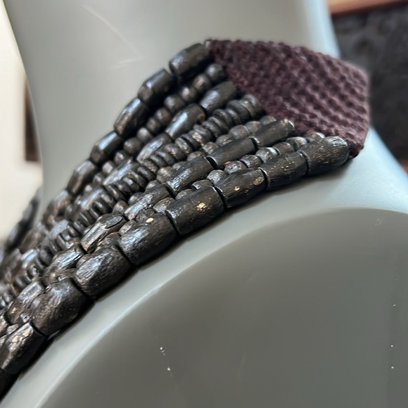 Black Dark Brown Wood Beaded Necklace 8 Strand Rounded Crochet Side Details - Picture 11 of 12